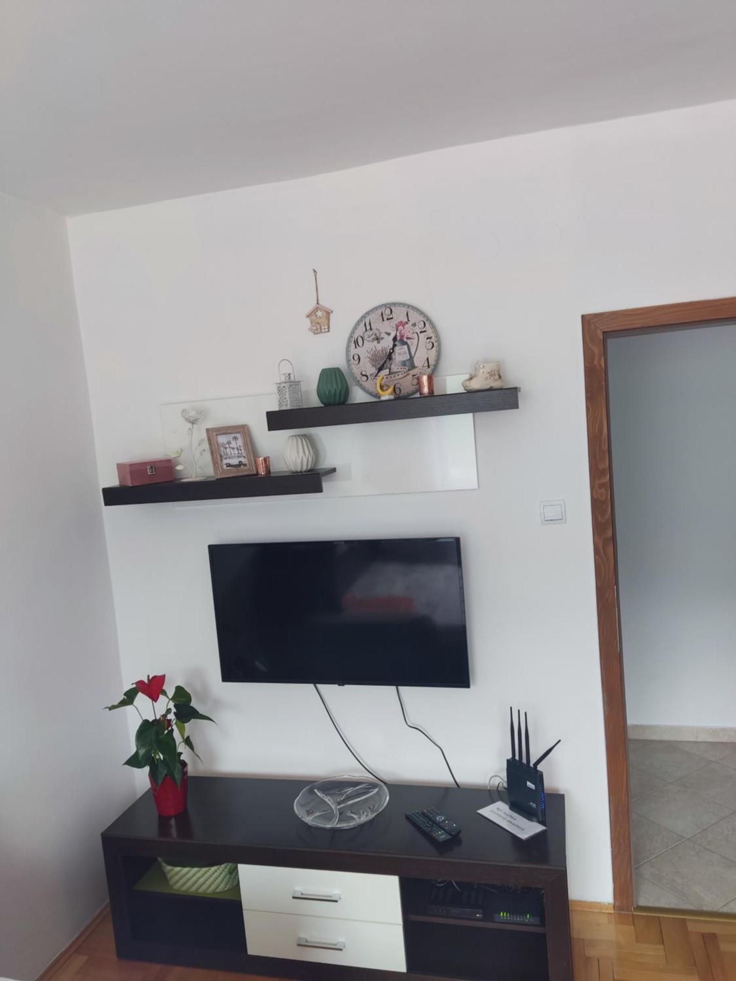 פלוזינה Apartman Dunja מראה חיצוני תמונה